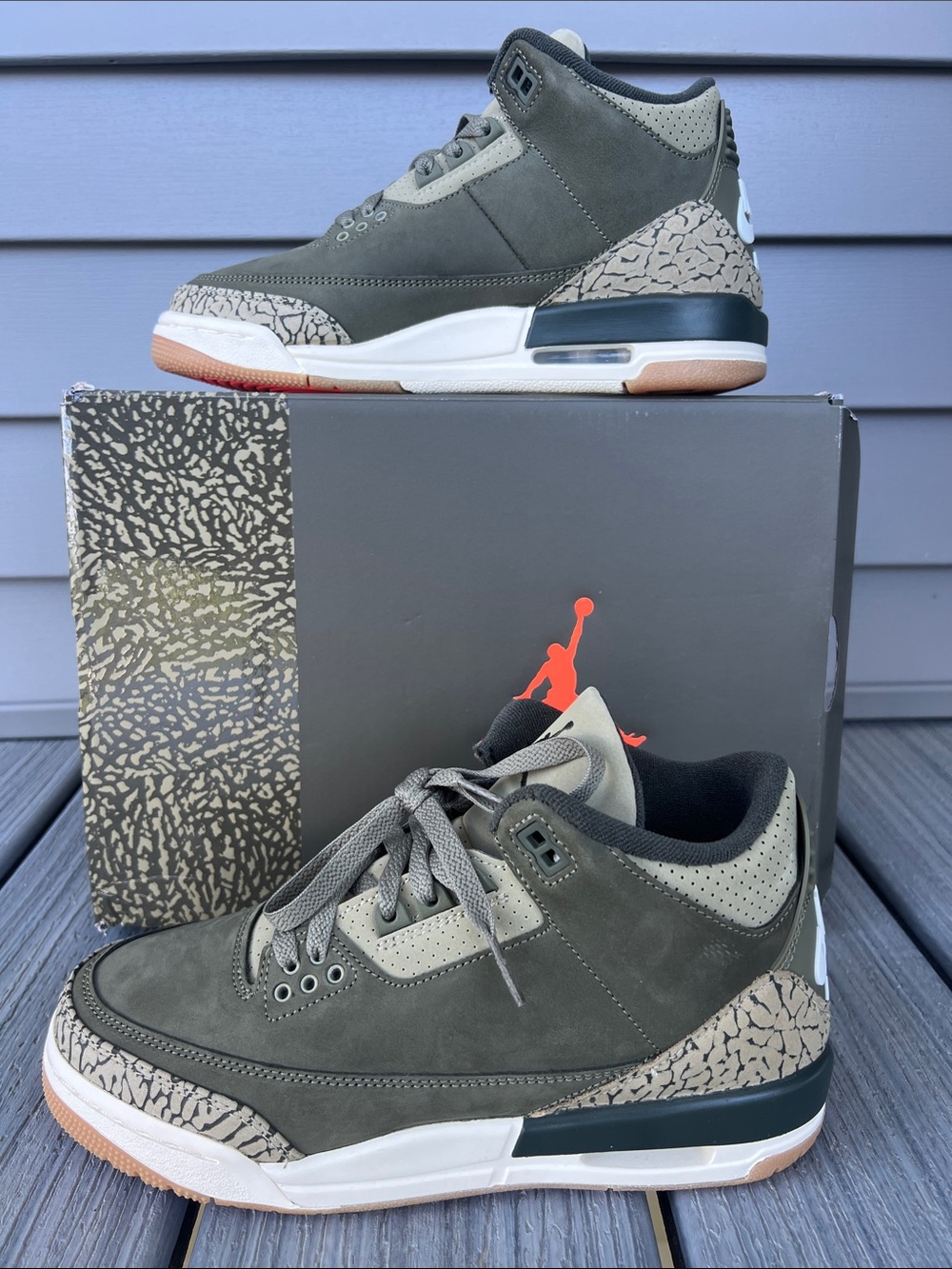 Jordan Sneakers — Olive Green with Gum and Elephant Print 6.5
